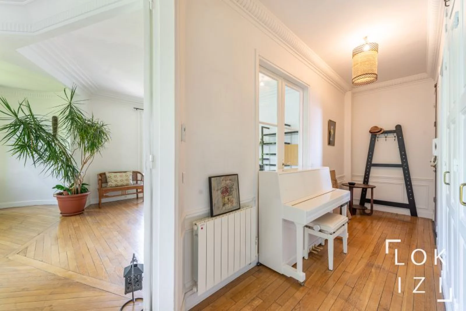 Location appartement meubl 4 pices 121m (Paris 18)