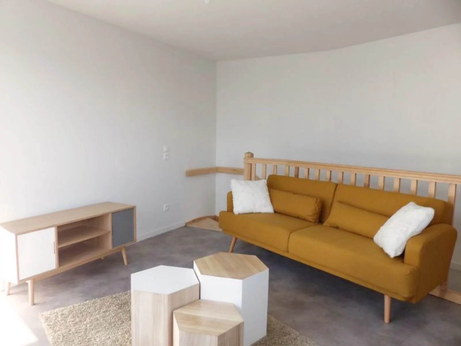 Location appartement meubl duplex 2 pices 40m (Bordeaux - St Augustin)