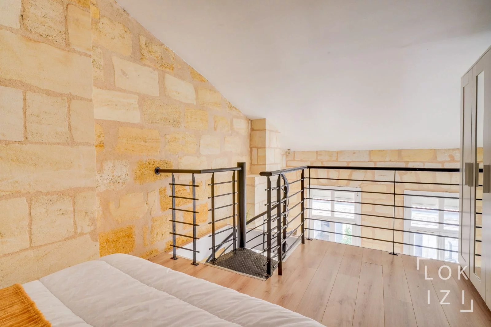 Location appartement duplex T1bis meubl 40m (Bordeaux / Nansouty)