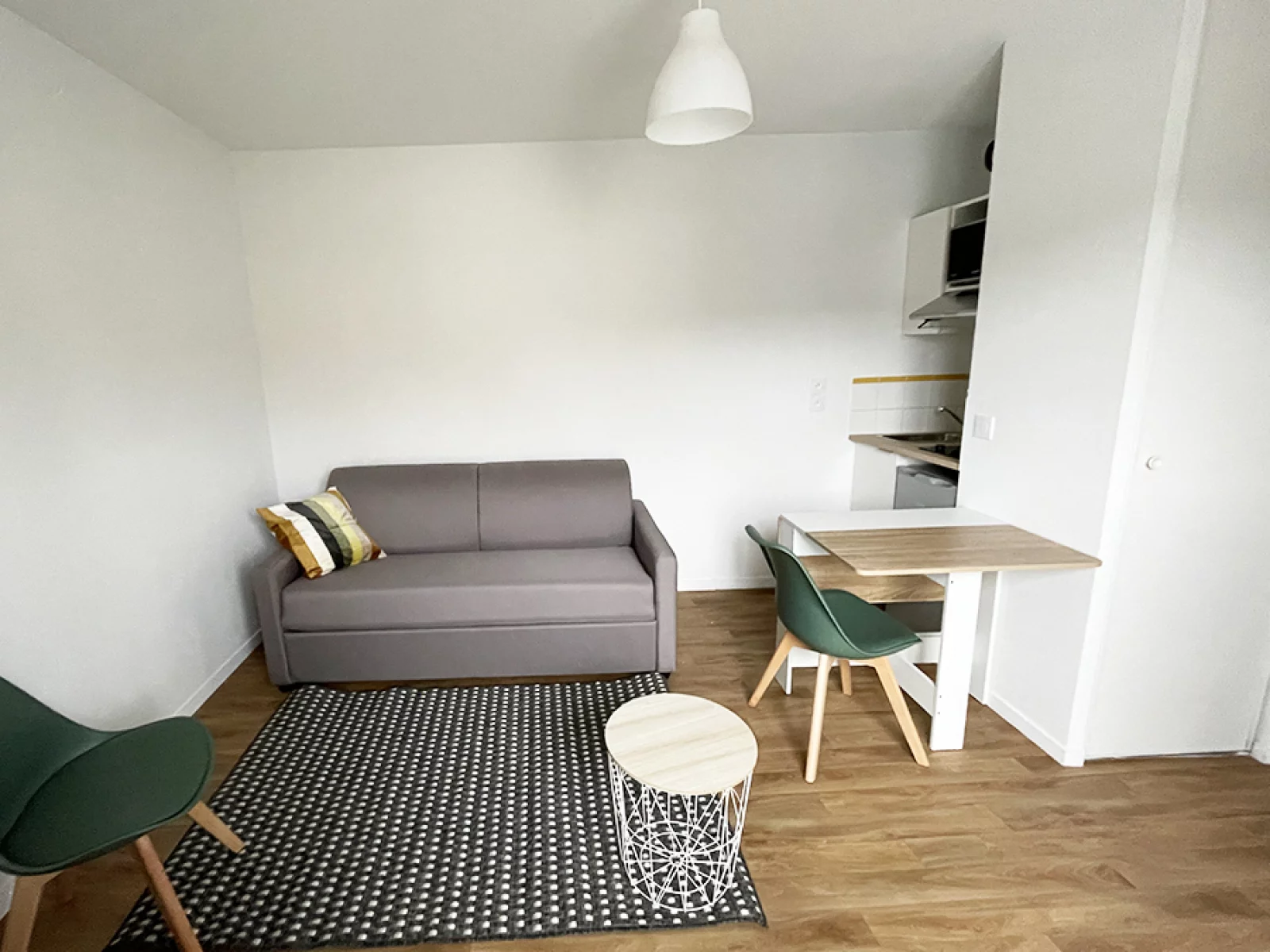 Location studio meubl 20m (Rouen - Darntal 76) 