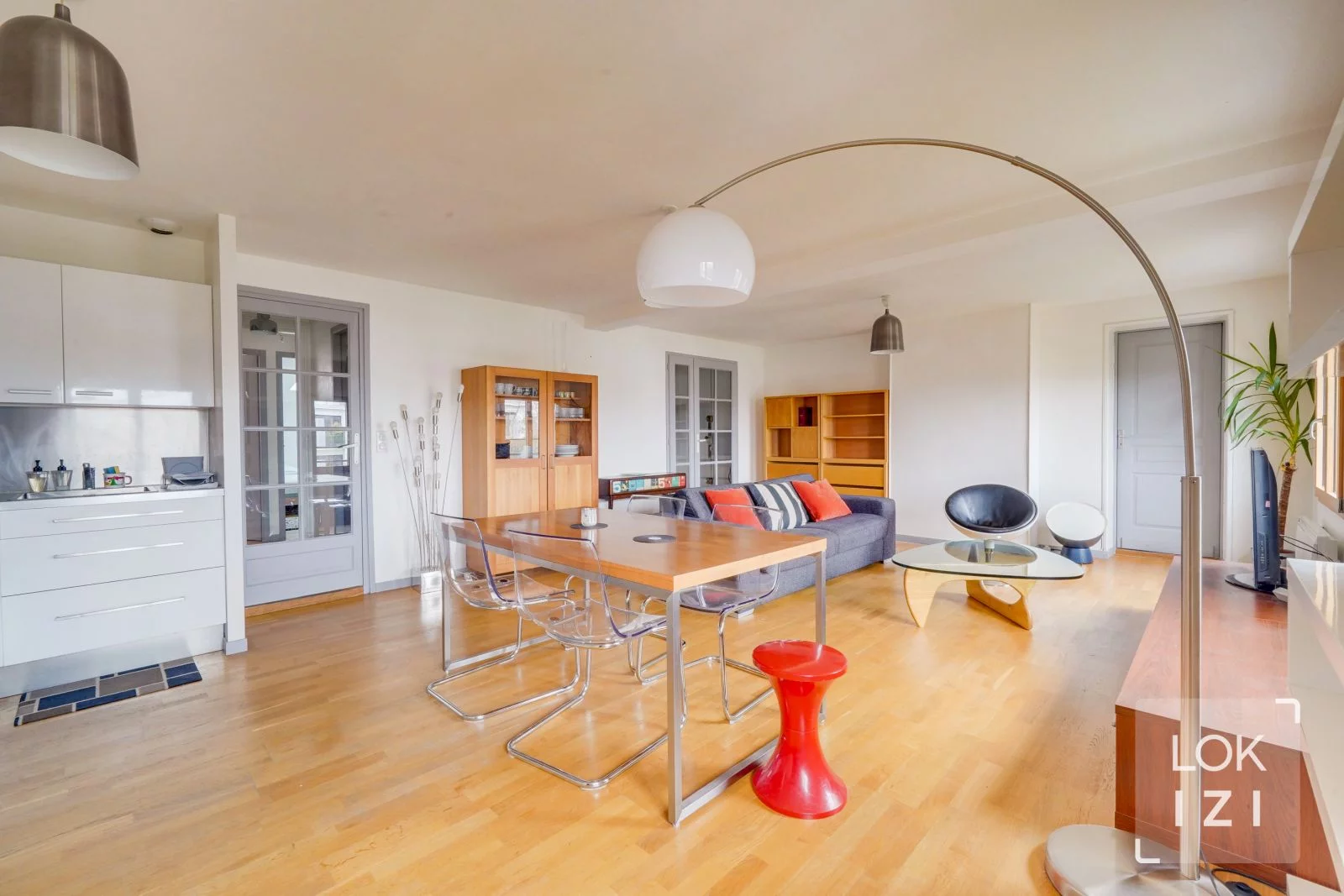 Location appartement meubl 4 pices 95m (Bordeaux - Barrire du Mdoc)