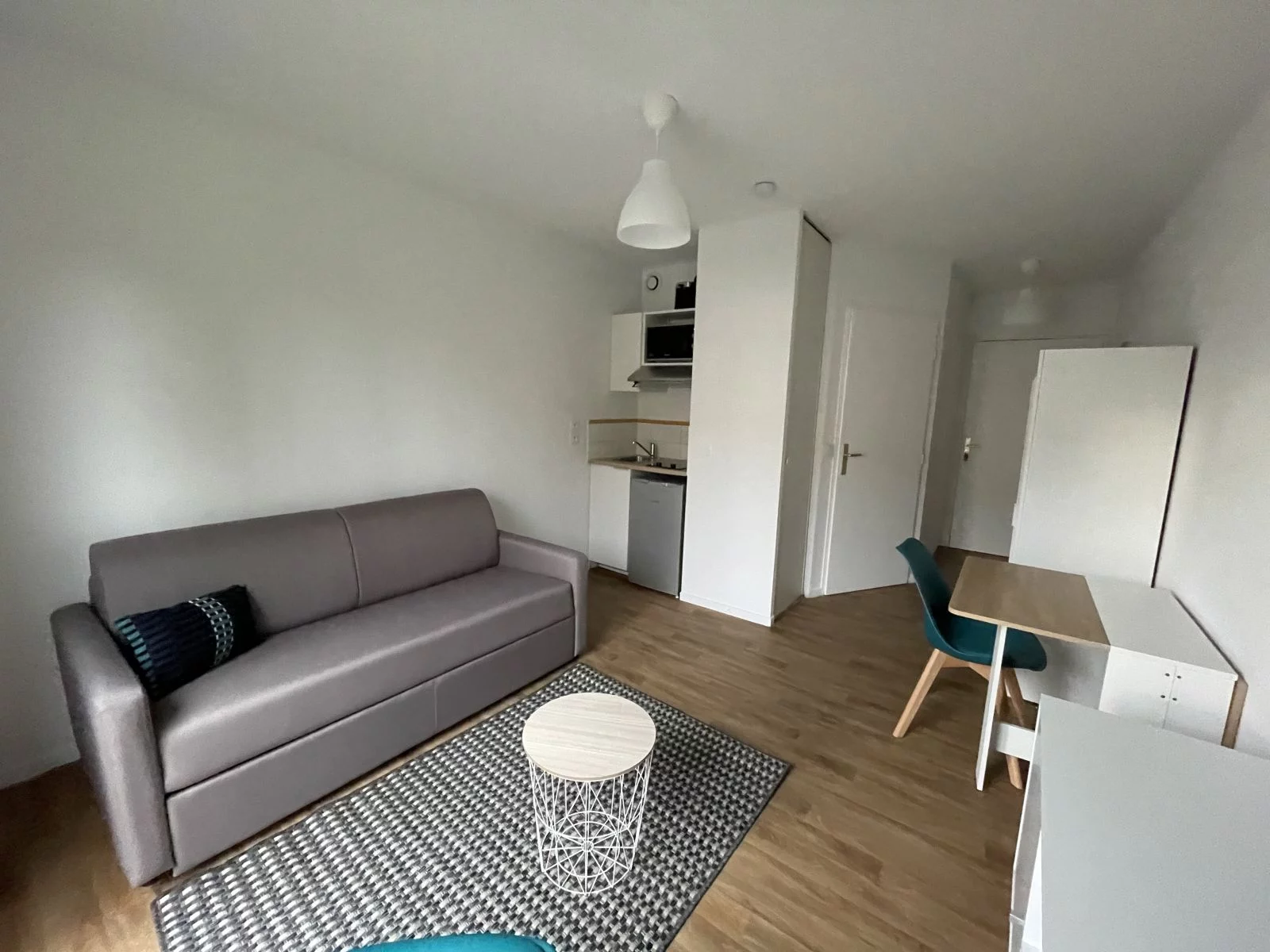 Vente studio meubl 19m (Rouen - Darntal 76) 