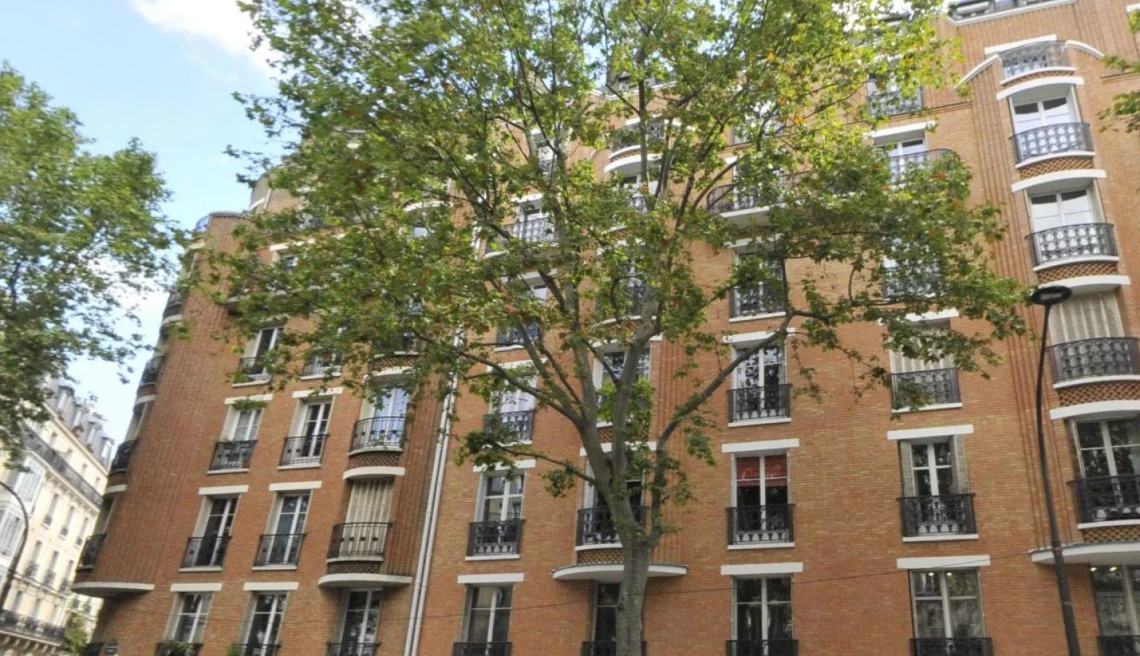 Location appartement meubl 4 pices 122m (Paris 18 - Clignancourt)