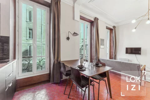 Location studio meublé 31m² (Marseille - La Joliette)